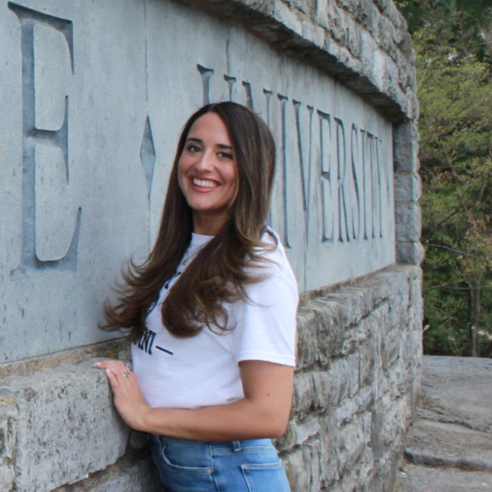 Meet your Posher, Adrianna